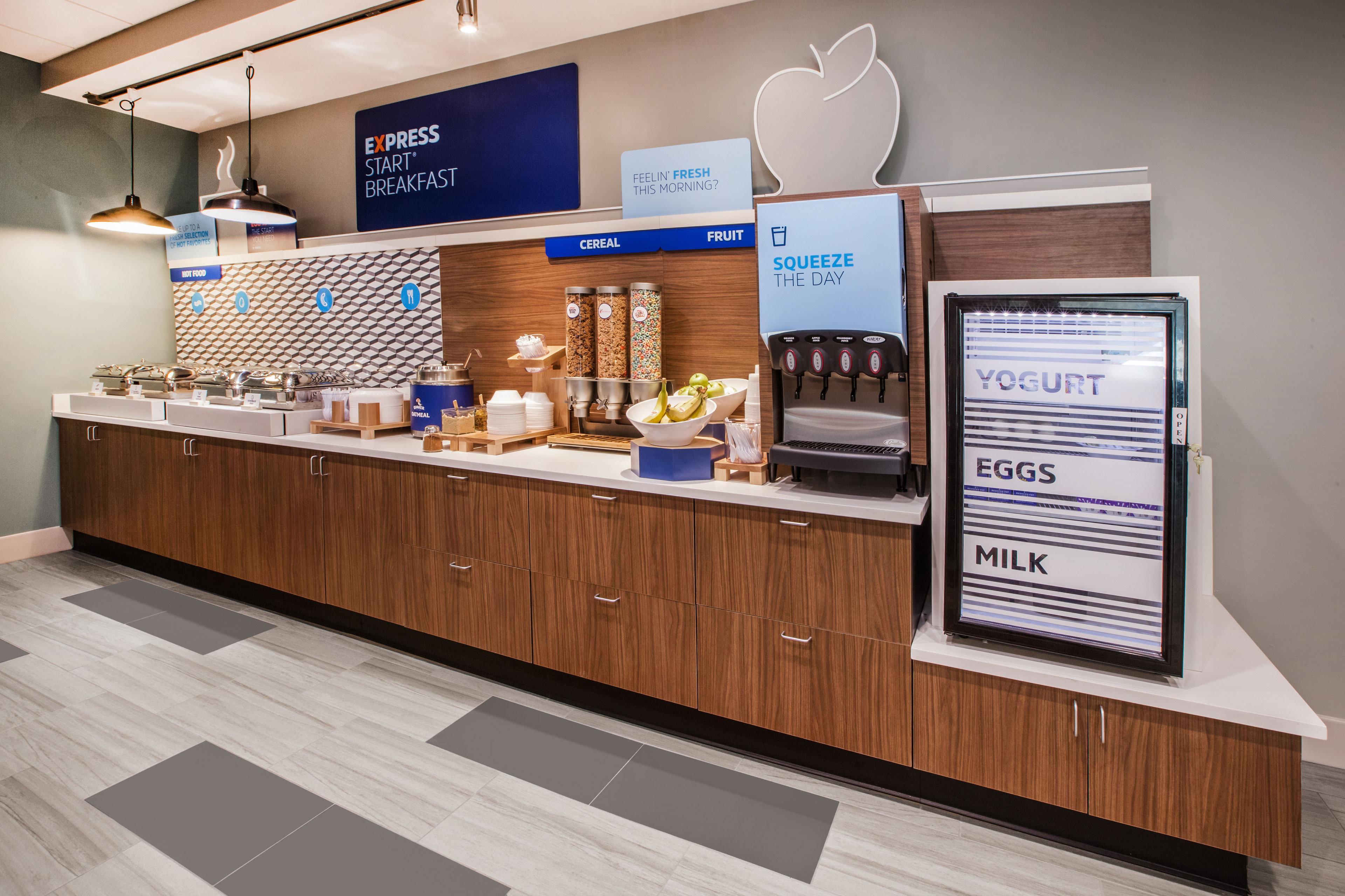 Express & West By Ihg