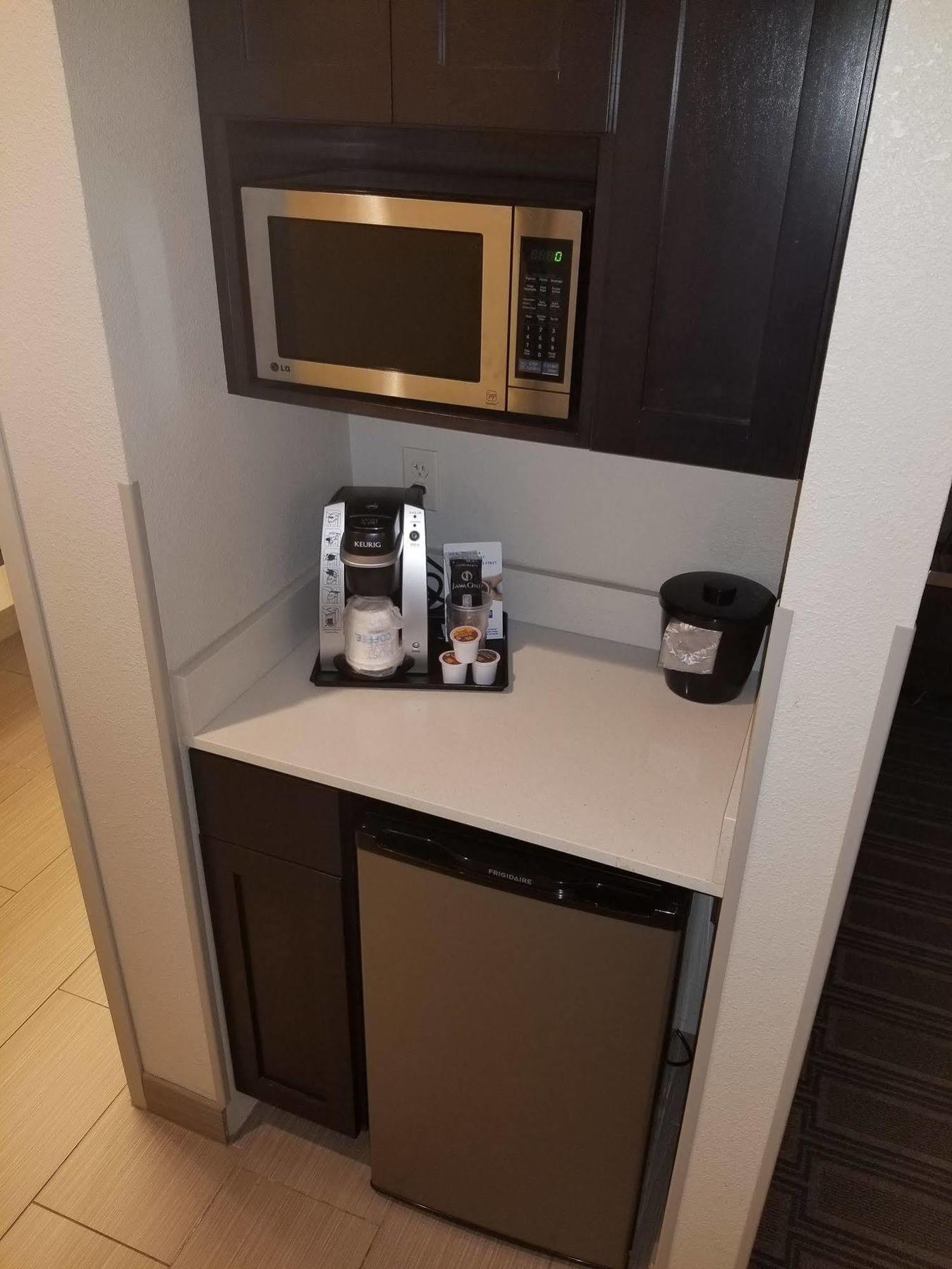 Hotel Express & West By Ihg
