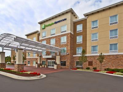 Express & West By Ihg Hotel Ann Arbor