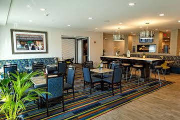Express & West By Ihg Hotel 3*